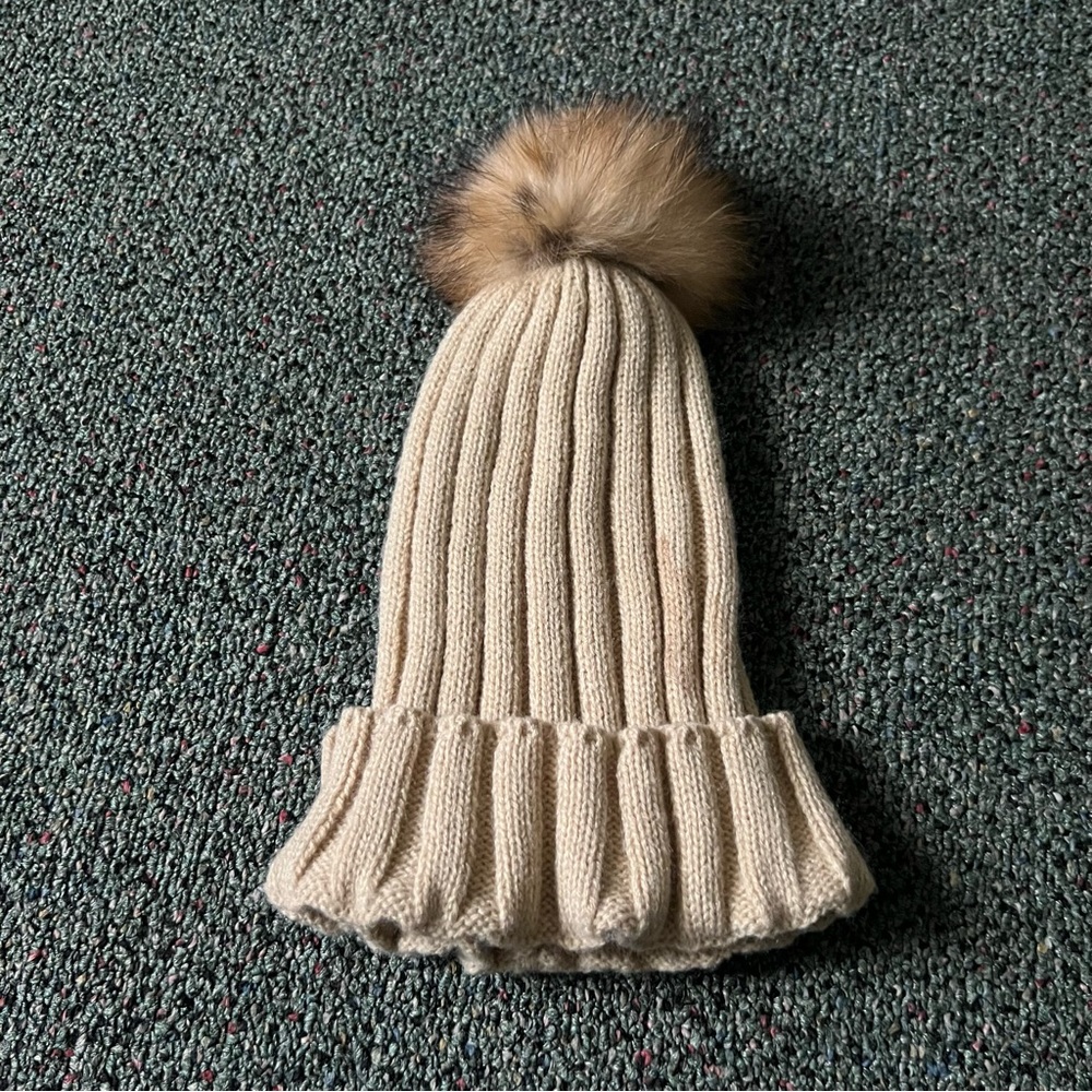Brown Tan Neutral Faux Fur Pom Pom Ribbed Fold-Over Beanie Knit Hat Accessory